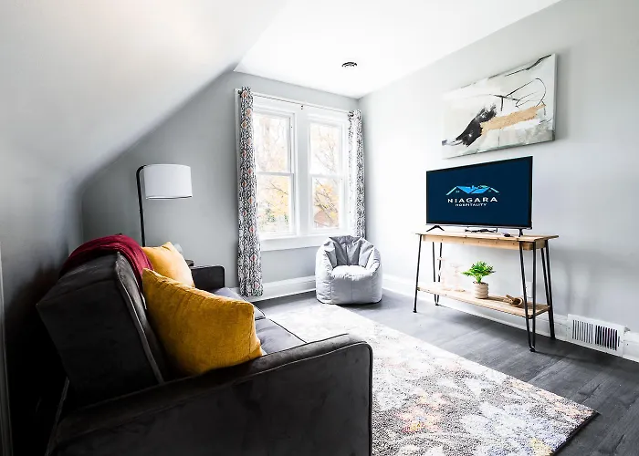 Comfy Micro Apartment 1Br 1 Bath Close To The Falls